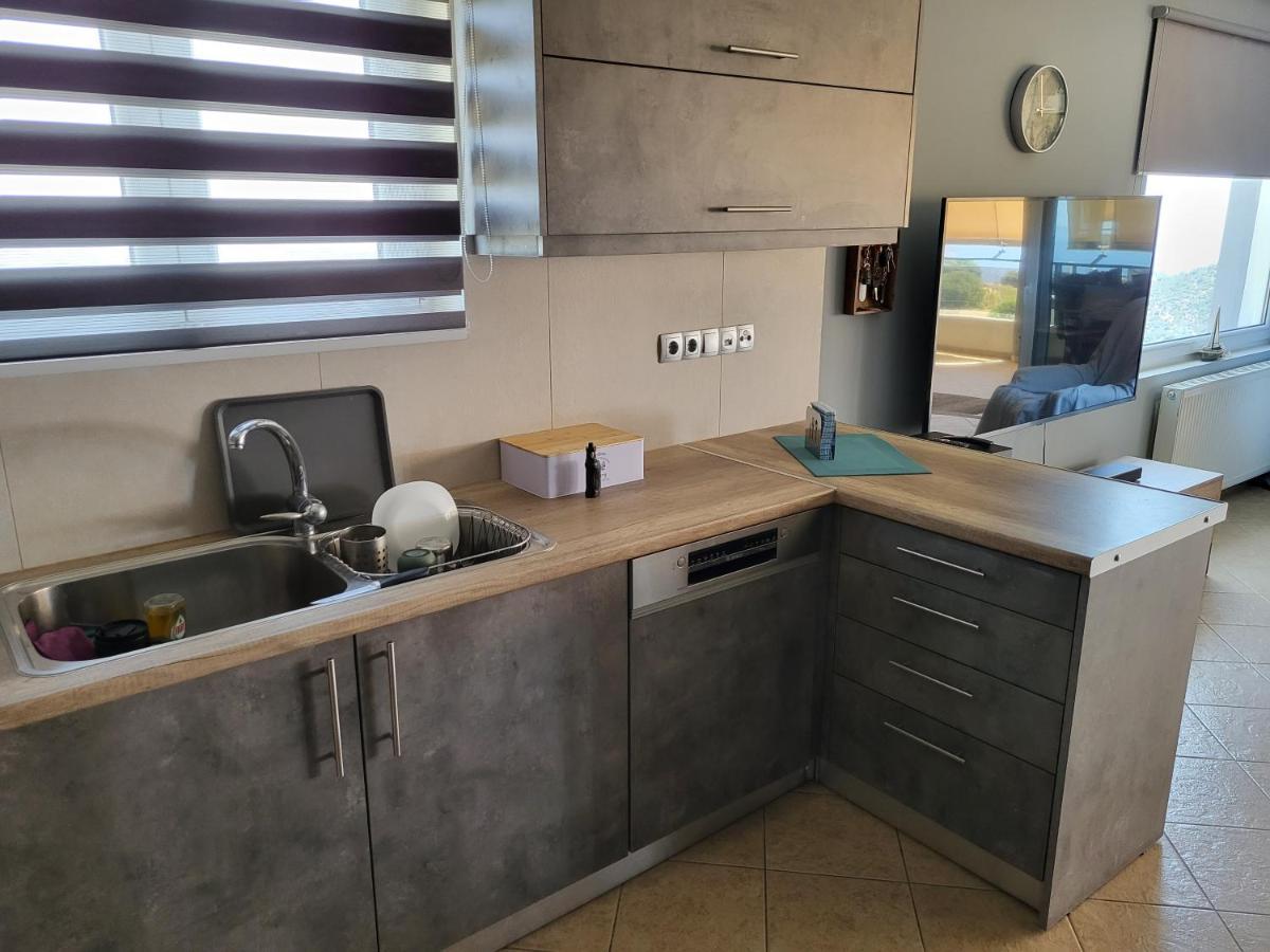 "Stergiou Luxury Apartment 2Nd Floor" Με Κοινη Πισινα Saronida 外观 照片